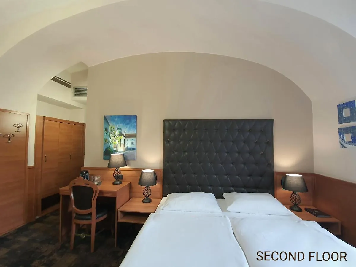 Center Ljubljana Hotel
