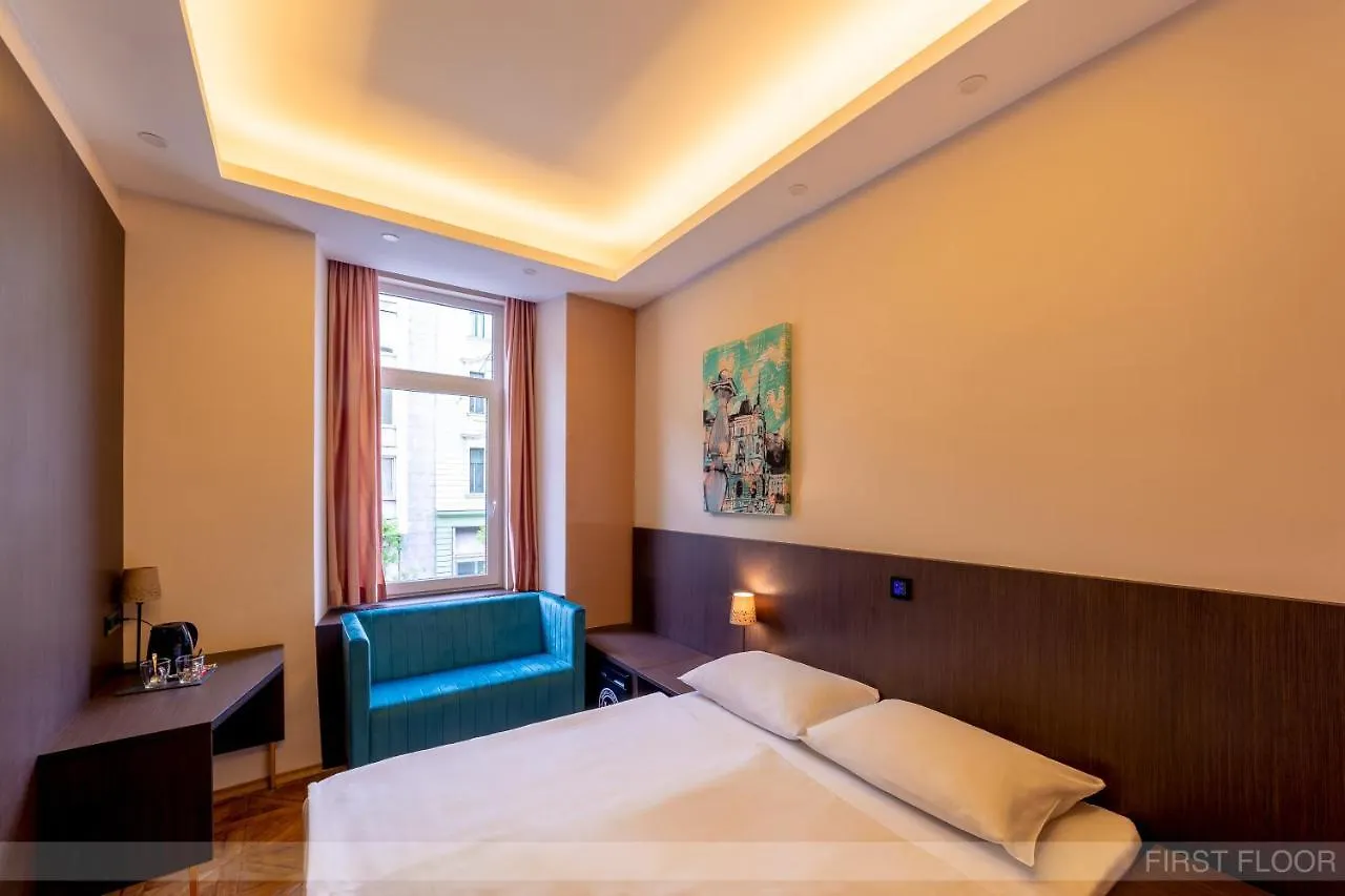 Center Ljubljana Hotel