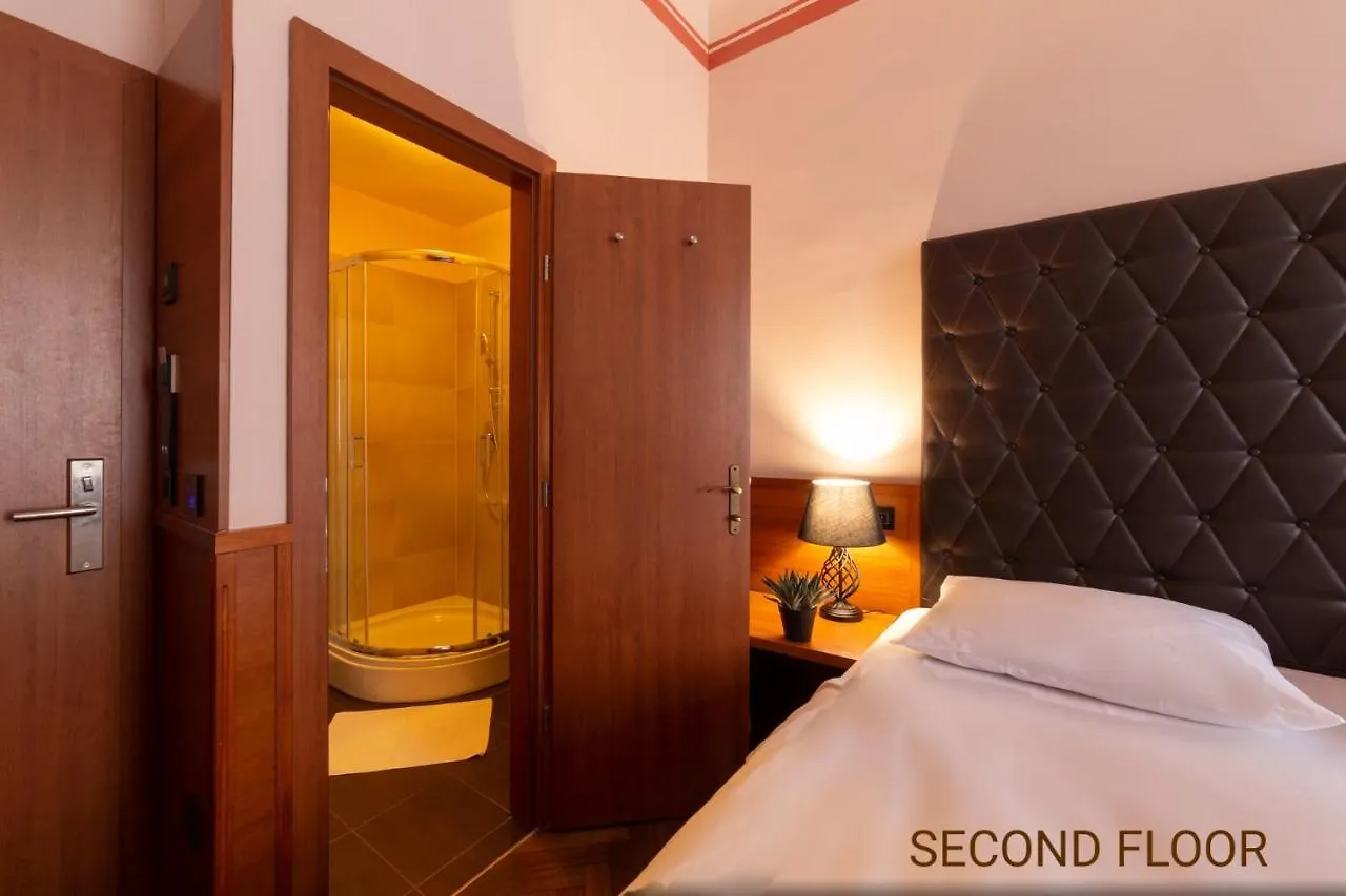 Center Ljubljana Hotel