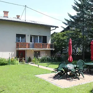 Rooms4young Vendégház
